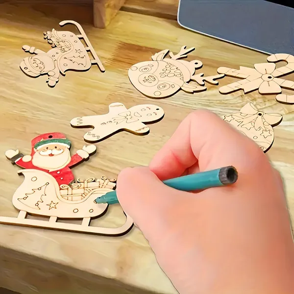 Beige_Wooden_Santa_Claus_Sled_Ornaments_General