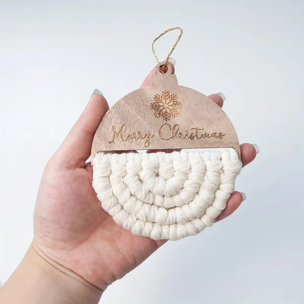Beige_Macrame_Christmas_Wooden_Ornaments_Carved_Wooden_Chips_General