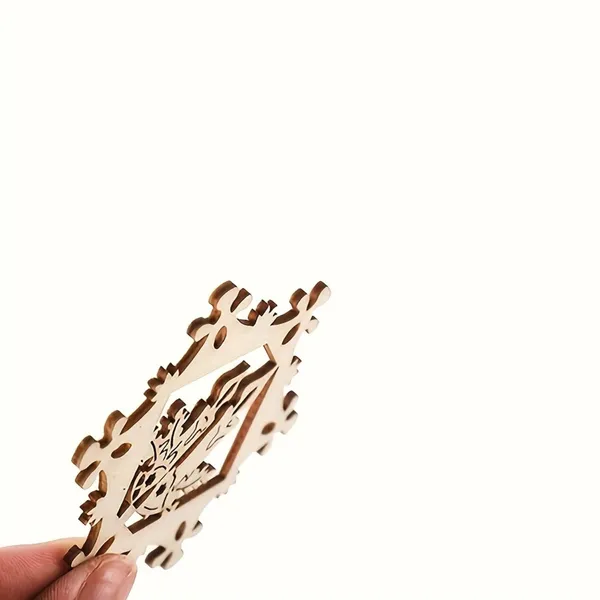 Beige_Wooden_Snowflake_Hanging_Ornaments_Cm_Diy_And_Craft