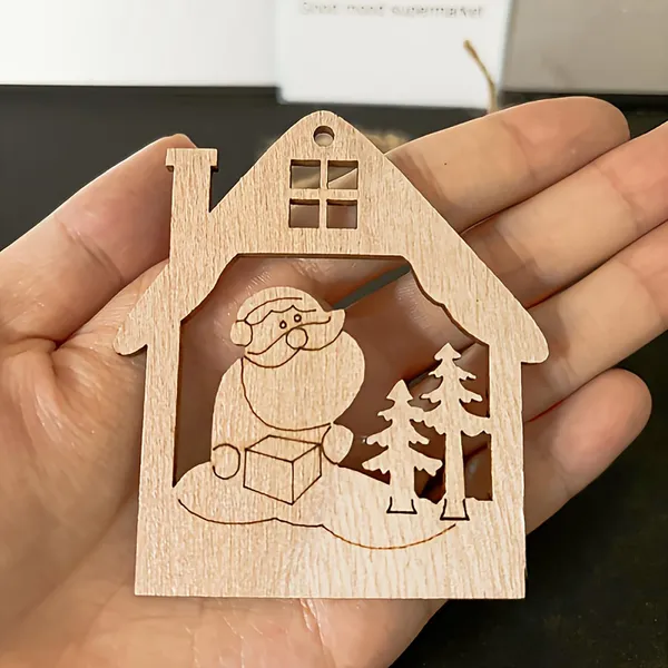 Beige_Christmas_Wooden_Ornaments_Santa_Claus_House_Design_General