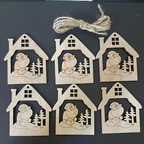 Beige_Christmas_Wooden_Ornaments_Santa_Claus_House_Design_General