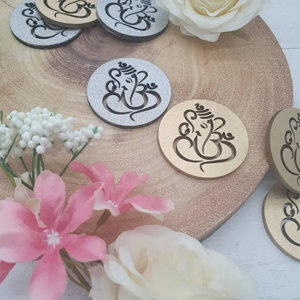 Beige_Wooden_Ganesh_Magnets_Home_Decor