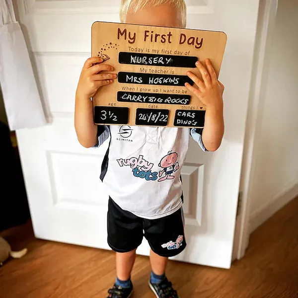 Beige_First_Day_Of_School_Photo_Board_Kids