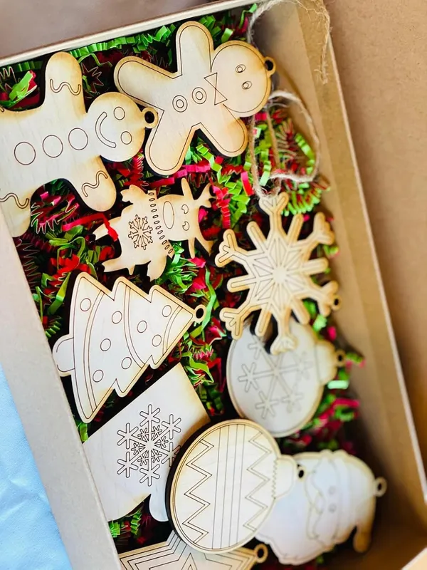 Beige_Wooden_Christmas_Hanging_Ornaments_Diy_And_Craft