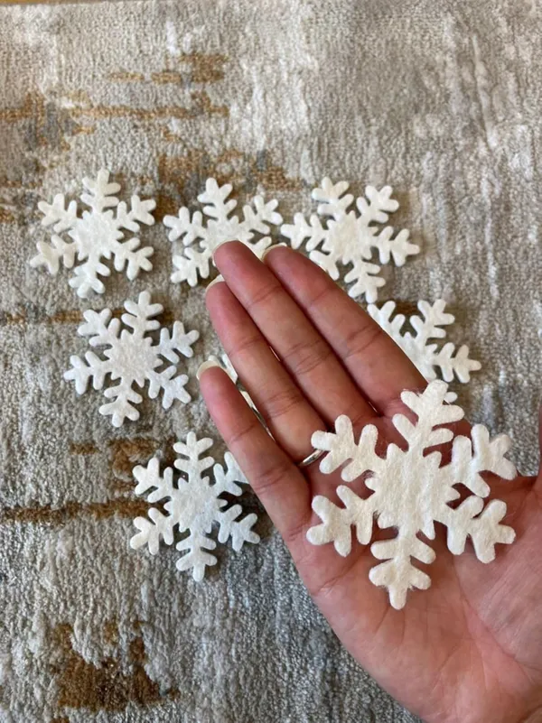 Grey_White_Christmas_Felt_Snowflakes_Diy_Christmas_Tree_Ornaments_Kids