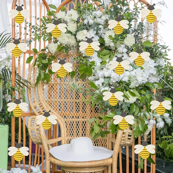 Beige_Honeybee_Wooden_Bee_Shape_Wood_Wedding