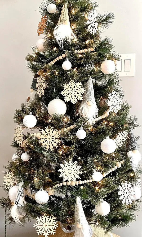 Beige_Large_Wooden_Snowflakes_General