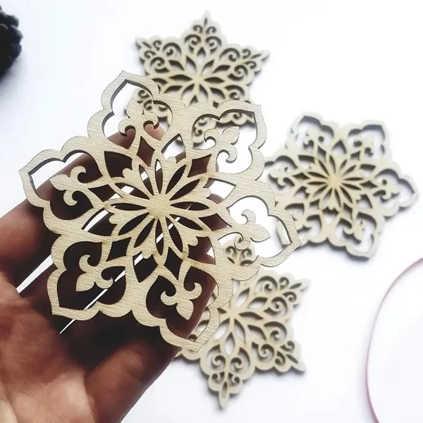Beige_Wooden_Christmas_Snowflakes_Ornaments_Diy_And_Craft