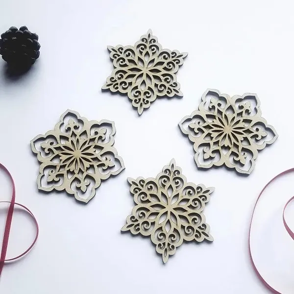 Beige_Wooden_Christmas_Snowflakes_Ornaments_Diy_And_Craft