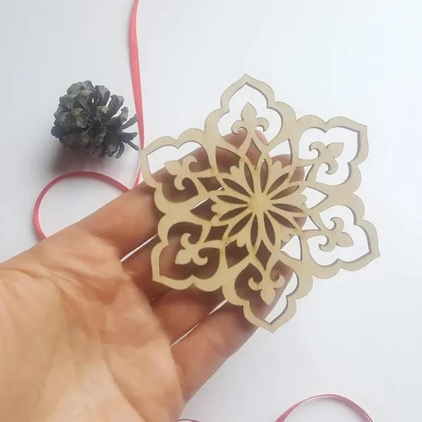 Beige_Wooden_Christmas_Snowflakes_Ornaments_Diy_And_Craft
