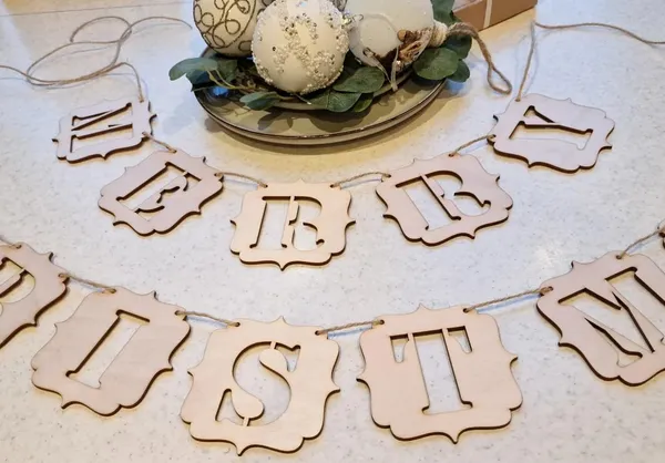 Beige_Wooden_Merry_Christmas_Banner_Garland_General