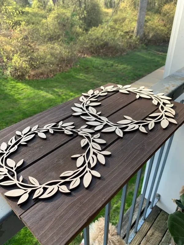 Beige_Wooden_Leaf_S_Wreaths