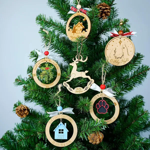Beige_Wooden_Reindeer_Christmas_Ornaments_General
