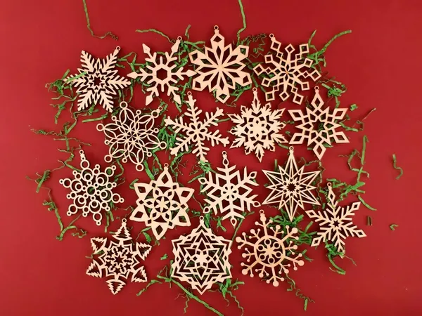 Beige_Wooden_Snowflake_Ornaments_Home_Decor
