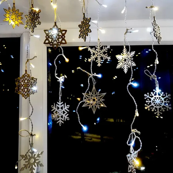 Beige_Wooden_Snowflake_Ornaments_Home_Decor