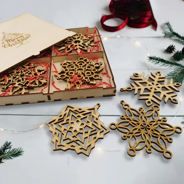 Beige_Wooden_Snowflake_Ornaments_Home_Decor