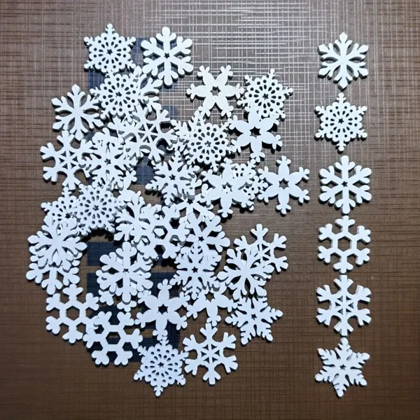 White_White_Felt_Snowflake_Decorations_Diy_And_Craft