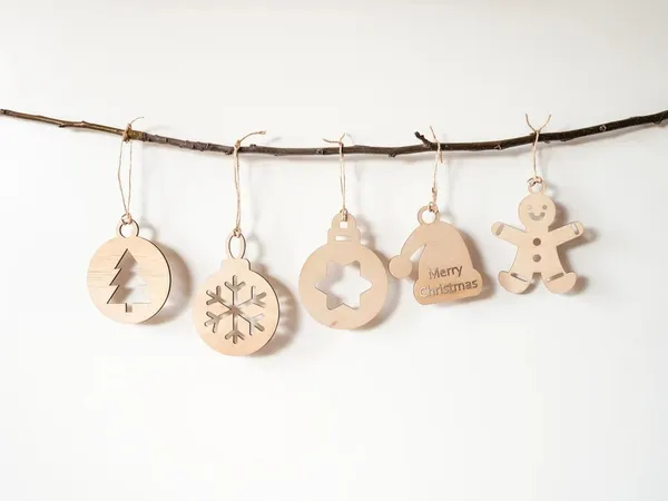 Beige_Wooden_Christmas_Tree_Baubles_Diy_And_Craft