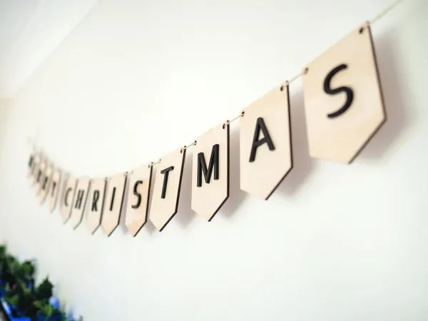 Beige_Wooden_Merry_Christmas_Banner_General