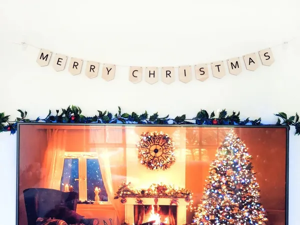 Beige_Wooden_Merry_Christmas_Banner_General