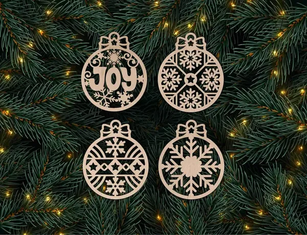 Beige_Wooden_Christmas_Balls_Ornaments_General