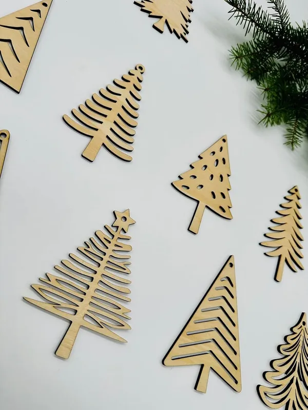 Beige_Wooden_Christmas_Trees_Diy_And_Craft