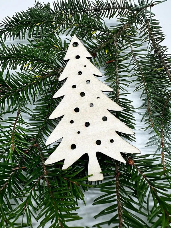 Beige_Wooden_Christmas_Trees_Diy_And_Craft