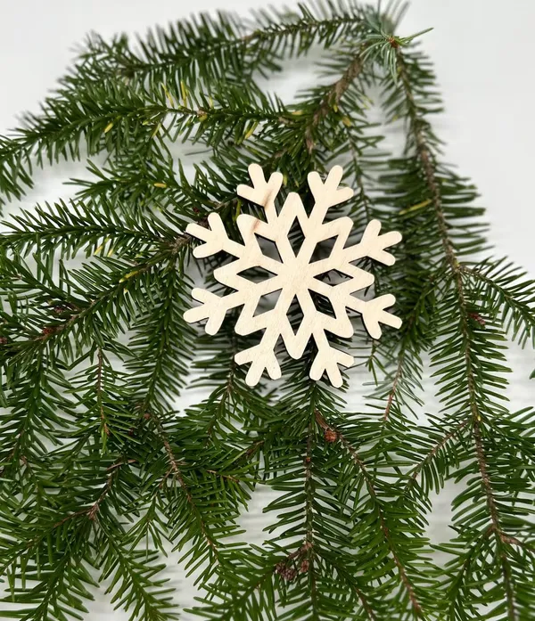 Beige_Wooden_Snowflakes_Christmas_Tree_Decorations_General