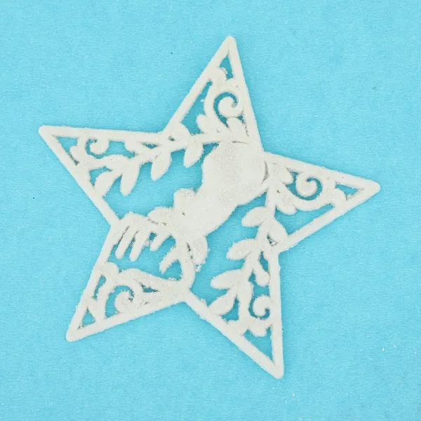 Grey_White_Felt_Snowflakes_Diy_And_Craft