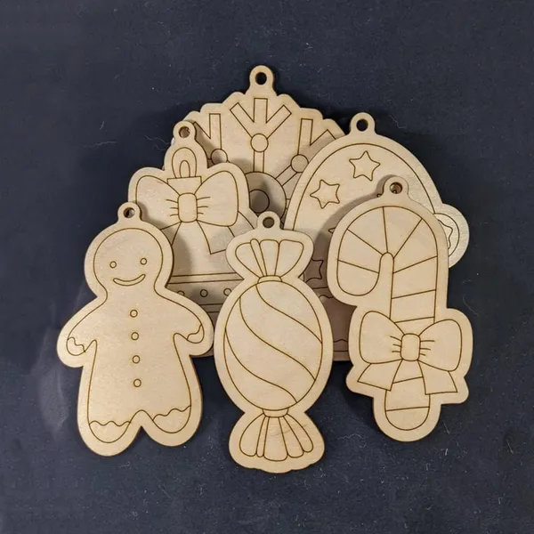 Beige_Wooden_Diy_Christmas_Ornaments_Paint_Kit_Kids