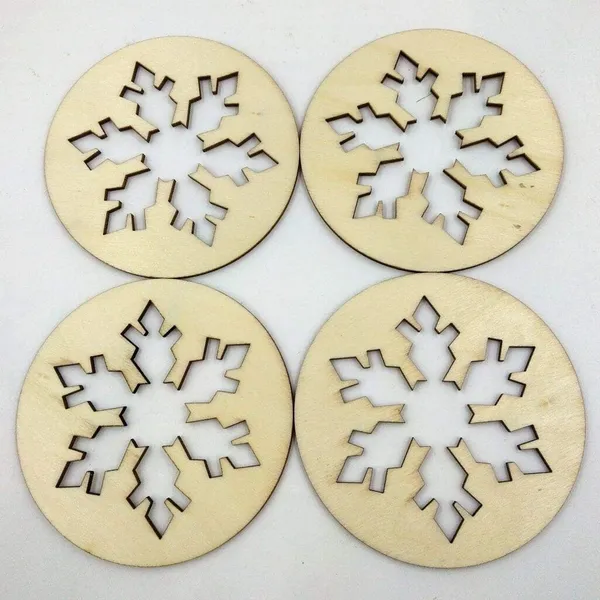 Beige_Wooden_Snowflake_Cutouts_Unfinished_Wood_Snowflake_Ornaments_Hanging_Gift_Tags_Christmas_Decoration_Home_Decor