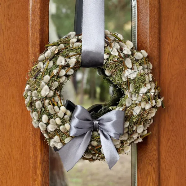 Beige_Wooden_Wreath_Frames_Diy_And_Craft