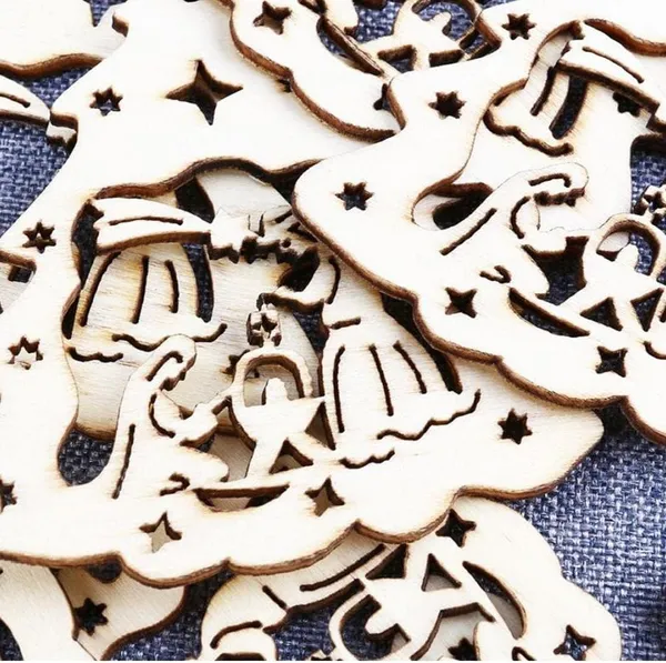 Beige_Wooden_Christmas_Jesus_Pendant_Home_Decor