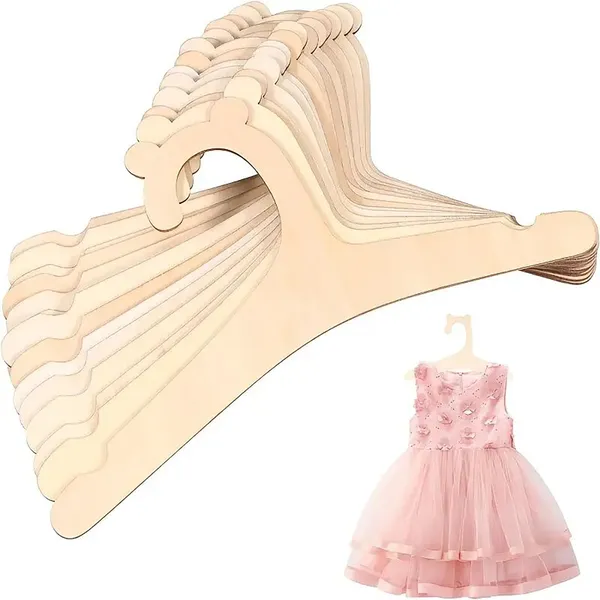 Beige_Kids_Closet_Hangers_Cute_Bear_Shaped_Wooden_Hangers_Kids