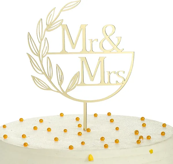 Beige_Mr_And_Mrs_Cake_Topper_Wedding