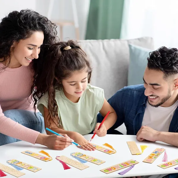 Beige_Wooden_Mother_S_Day_Bookmarks_Kids