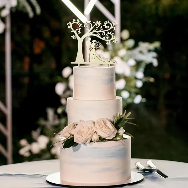 Beige_Wooden_Bride_And_Groom_Wedding_Cake_Topper_Mr_And_Mrs_Rustic_Cake_Decoration_Wedding