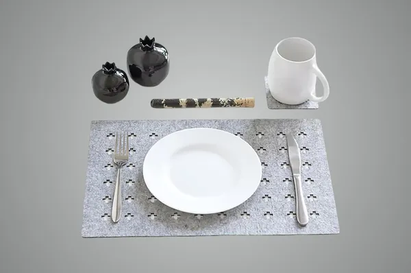 Grey_Swiss_Cross_Felt_Modern_Rectangular_Table_Mat_Heat_Resistant_Dining_Placemat_Geometric_Protector_X_In_General