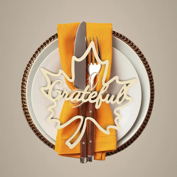 Beige_Wooden_Thanksgiving_Maple_Leaf_Plate_Decor_Pumpkin_Grateful_Cutouts_Home_Decor