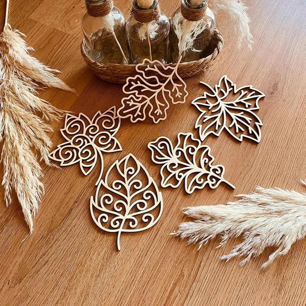 Beige_Wooden_Autumn_Leaves_Coasters_Hanging_Decor_Diy_And_Craft