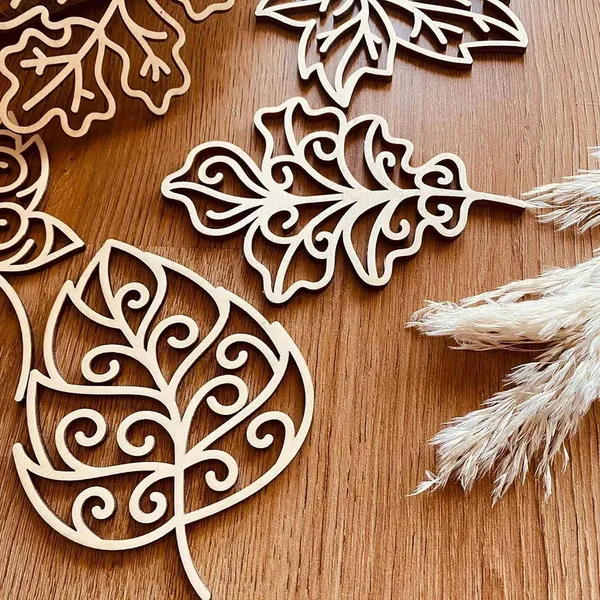 Beige_Wooden_Autumn_Leaves_Coasters_Hanging_Decor_Diy_And_Craft