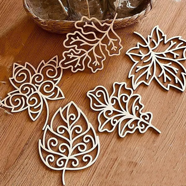 Beige_Wooden_Autumn_Leaves_Coasters_Hanging_Decor_Diy_And_Craft