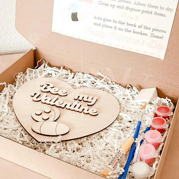 Beige_Wooden_Heart_Valentine_Diy_Kit_Kids_Adults_Valentine_Paint_Kit_Kids