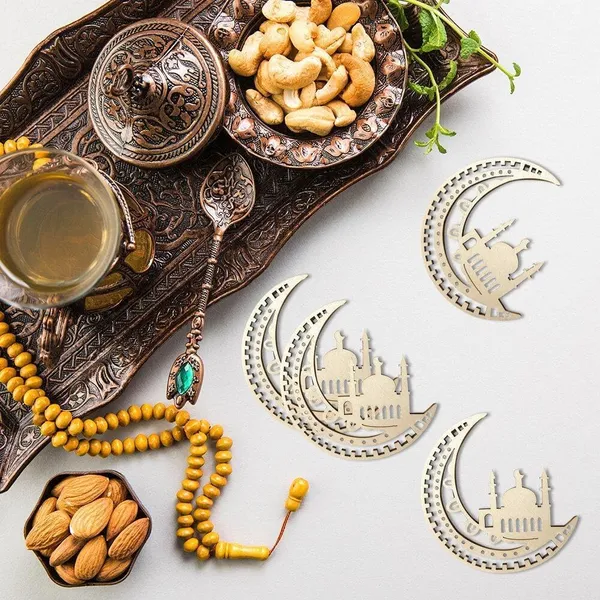 Beige_Eid_Mubarak_Ornament_Hollow_Wooden_Pendant_Ramadan_Hanging_Ornament_Moon_Mosque_Shape_Ornament_Festival