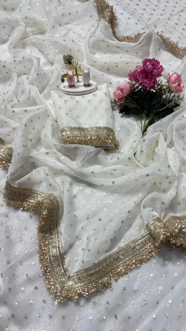 Premium_Nc_Moss_Saree_With_Heavy_Designer_Embroidery_Lace_Border_And_Blouse_Piece