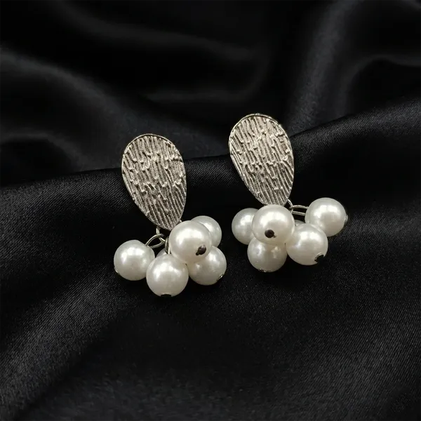 The99jewel_Silver_Textured_Stud_Earrings_With_Pearl_Cluster_Drops_Silver