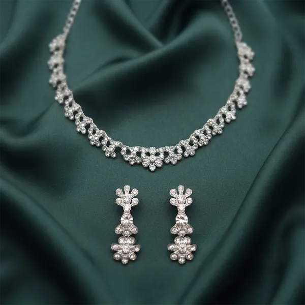 The99jewel_Glamorous_Austrian_Stone_Necklace_Set_Silver
