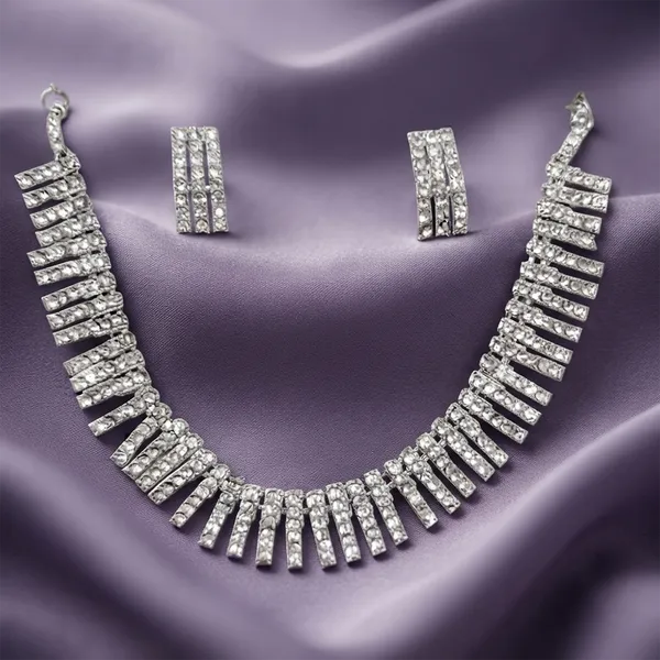 The99jewel_Sparkling_Austrian_Stone_Jewellery_Set_With_Earrings_Silver