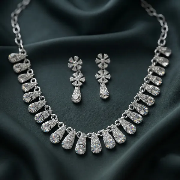 The99jewel_Sparkling_Austrian_Stone_Jewellery_Set_With_Earrings_Silver