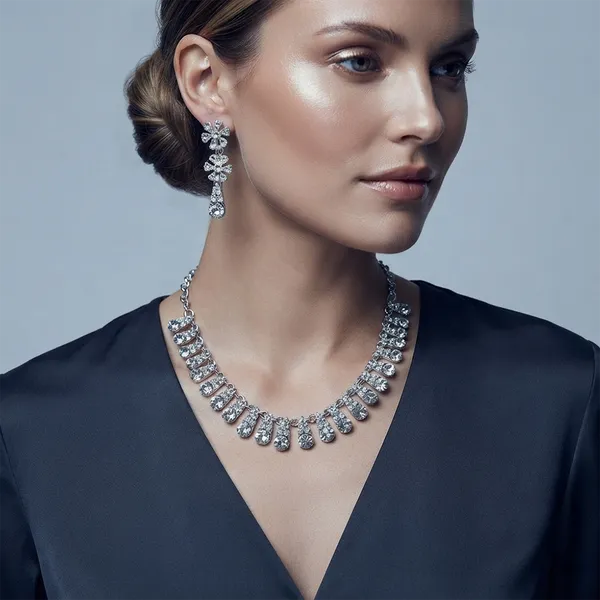 The99jewel_Sparkling_Austrian_Stone_Jewellery_Set_With_Earrings_Silver